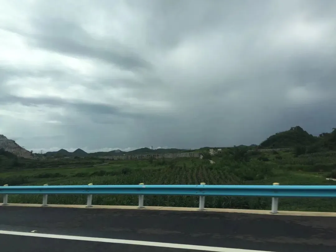 黄果树景区里的雨