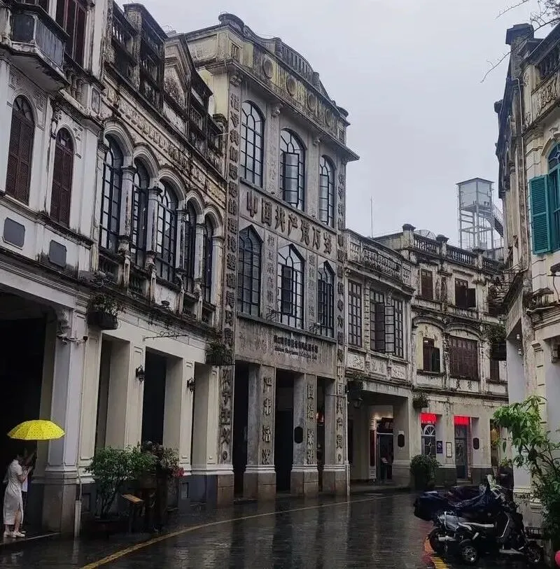 大量日本游客涌入广西北海,打着旅游幌子不逛银滩不吃沙虫粥,为什么