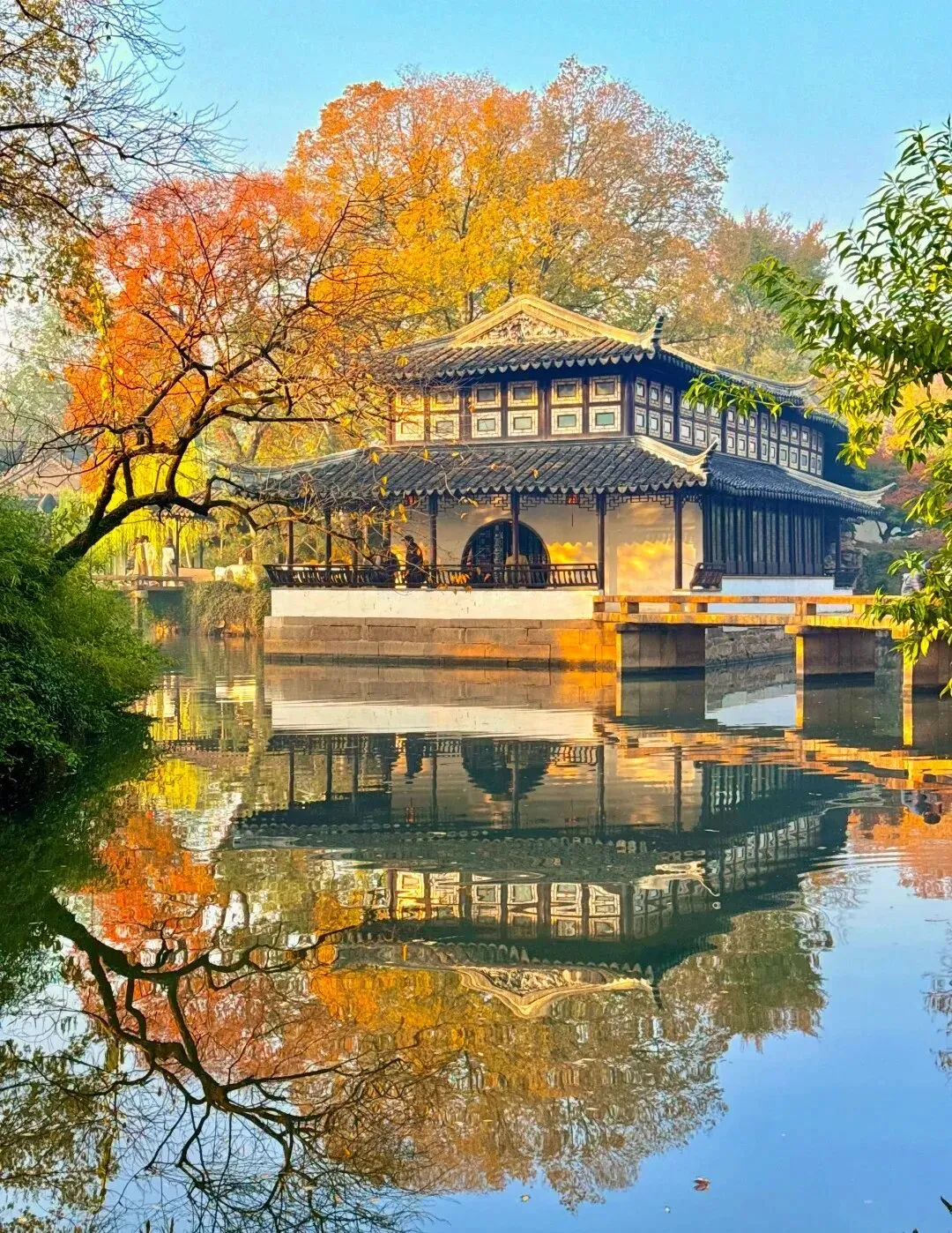 大量日本游客涌入苏州,打着旅游幌子不游拙政园不吃松鼠桂鱼,为什么