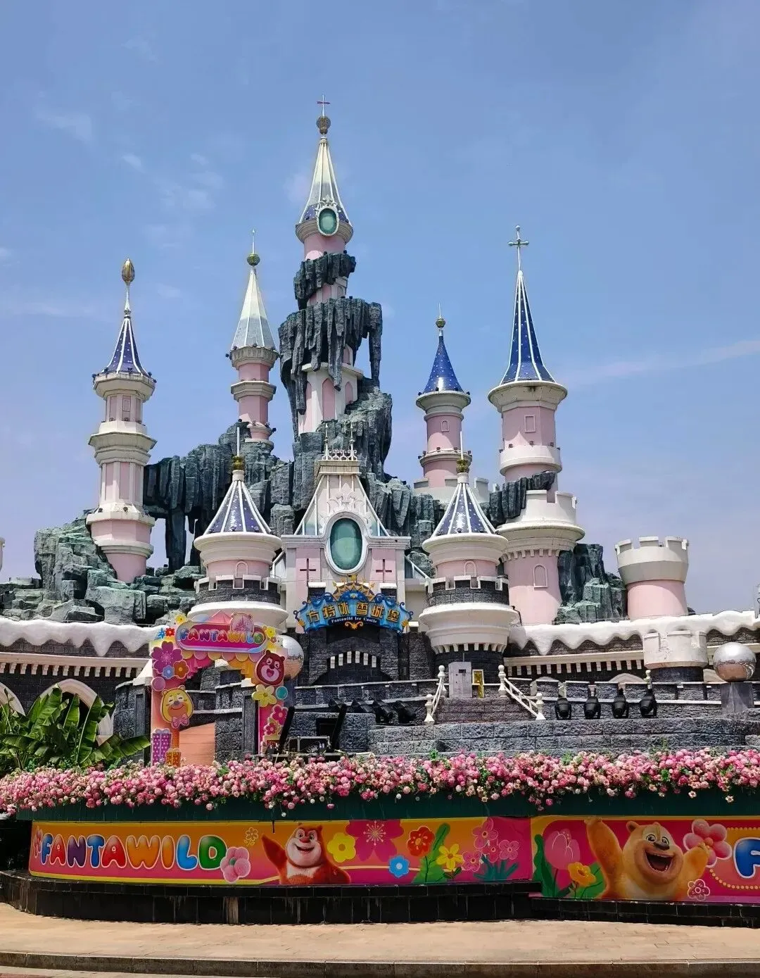 大量日本游客涌入芜湖,打着旅游幌子不去方特乐园不吃虾籽面,为什么?