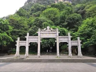 大量日本游客涌入柳州,打着旅游幌子不乘柳江游船不吃螺蛳粉,为什么?