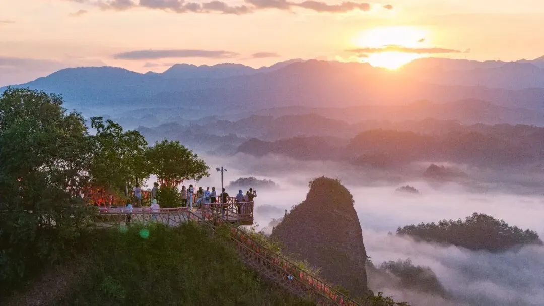 省级媒体已删除报道中的“崀山”等景点,将崀山照片更换为通道县万佛山照片