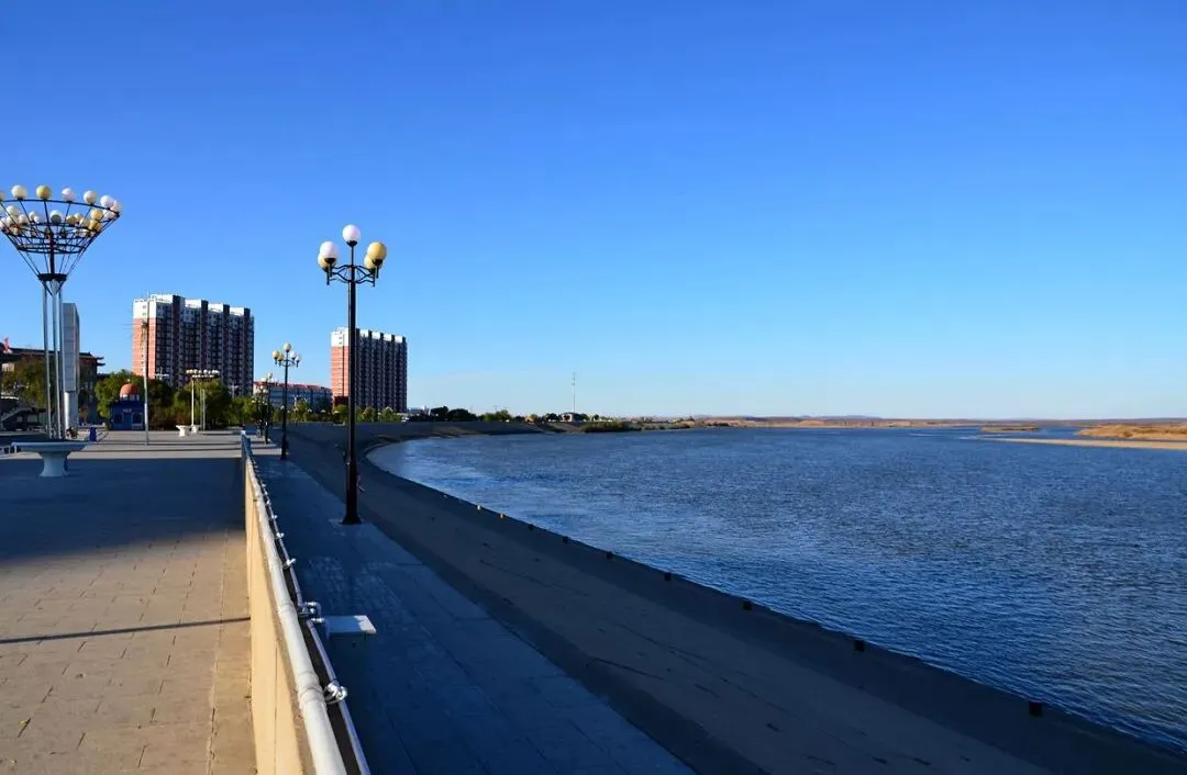 大量日本游客涌入齐齐哈尔,打着旅游幌子不逛扎龙湿地不吃烤肉,为什么