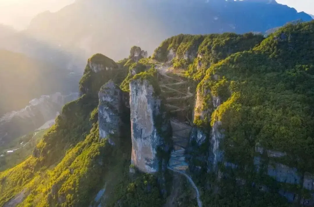 喜讯!巫溪令牌石景区成功获评国家AAA级旅游景区
