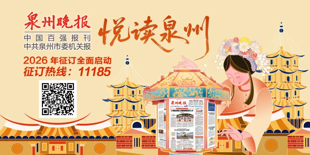 女子景点占道直播跳舞,无视公安无人机喊话,律师提醒→