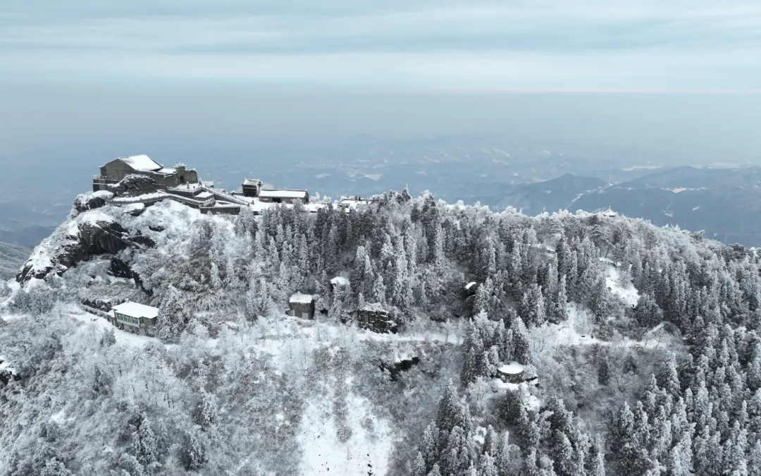 南岳衡山景区冰雪天气游览温馨提示