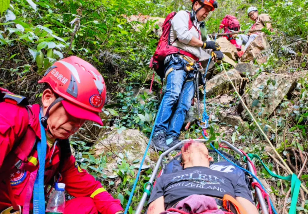 突发!温州一景区有人坠崖