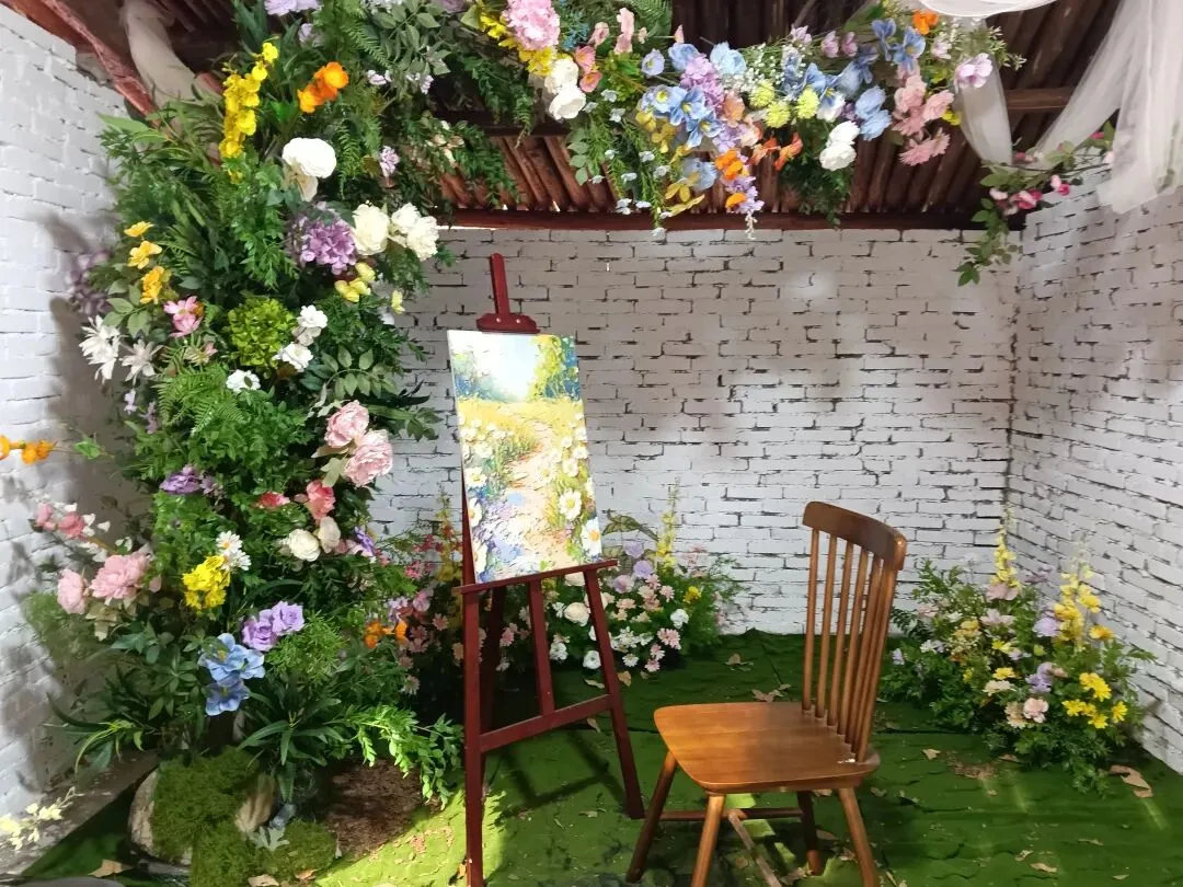 脑洞大开的旅游景区创意:古典感情拉练PK现代爱情快跑