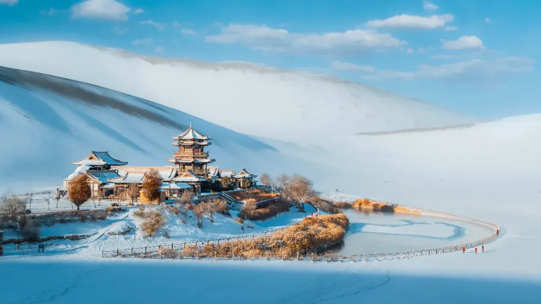 鸣沙山月牙泉景区大风沙尘天气的温馨提示