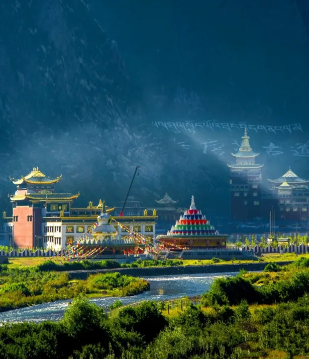 大量日本游客涌入青海玉树,打着旅游的幌子,不逛文成公主庙、不吃藏式八大碗,为什么?