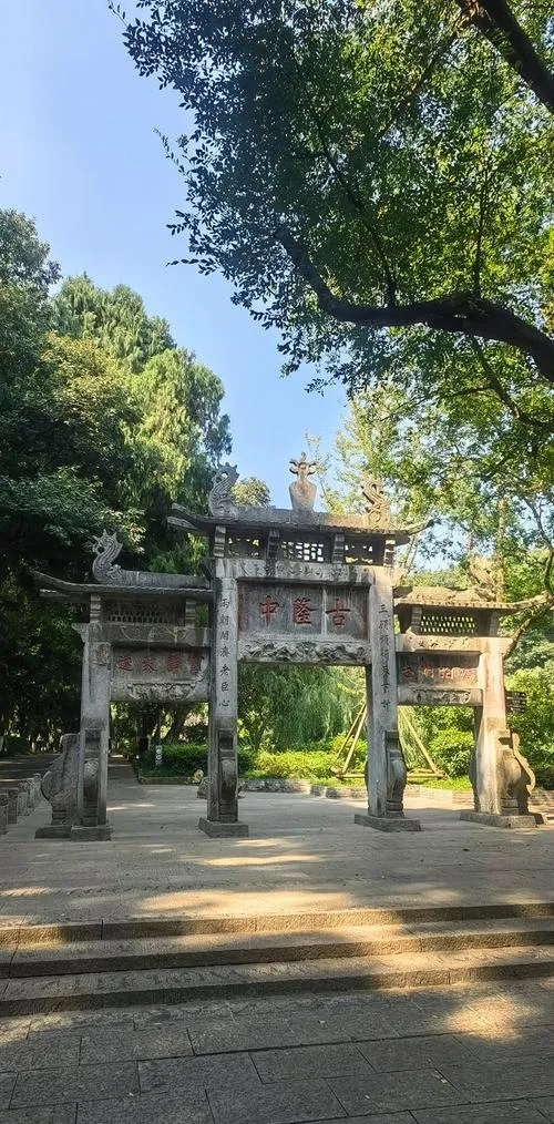 襄阳十大旅游景点,冬天适合带孩子去的地方,周边一日游好去处