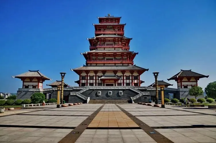 大量日本游客涌入宝鸡,打着旅游的幌子,不逛法门寺,不吃岐山臊子面,为什么?