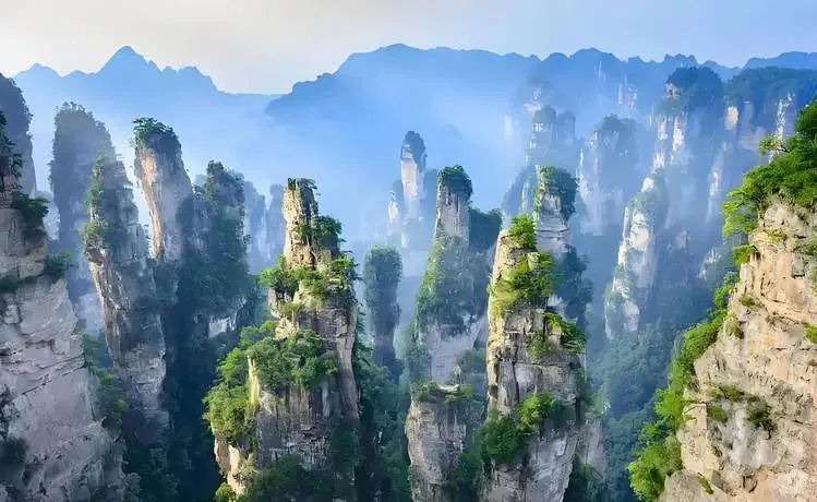 中国六大惊艳全球的独家景点,外国游客挤爆!