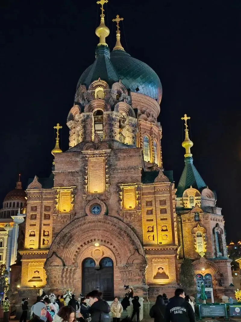 哈尔滨中央大街把全国景区的饭碗给砸了