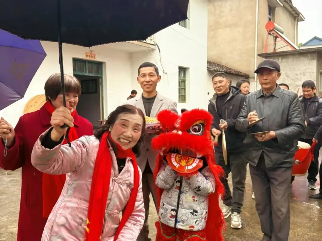 【德兴旅游】一村人,一堆火,一首土话谣