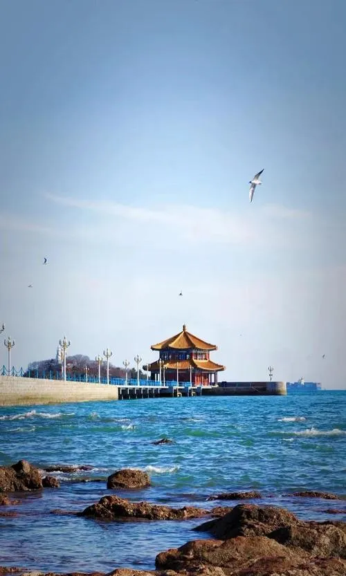 精心整理的6—8月最美旅游城市,老人小孩都能去,别怪我没告诉你