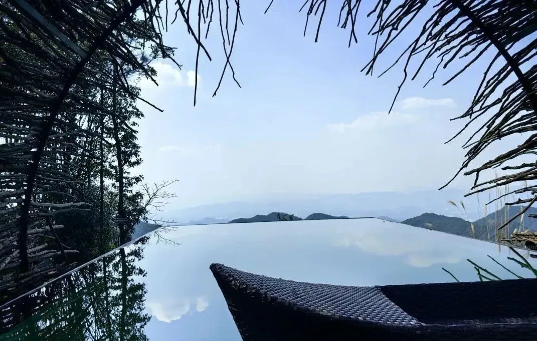 逃离人潮!这些“野生”景区正在悄悄改写旅行规则!