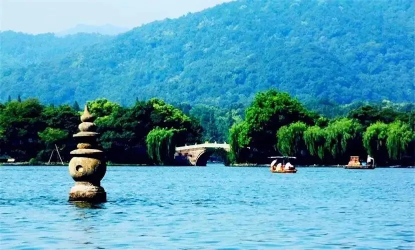 收购4A级以上旅游景区