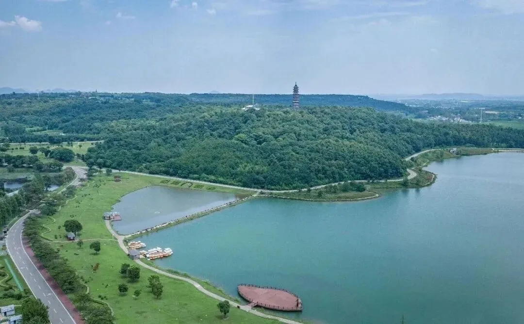 2026六合免费游玩攻略|5大顶流景点限时免票,全年打卡时间表收好!