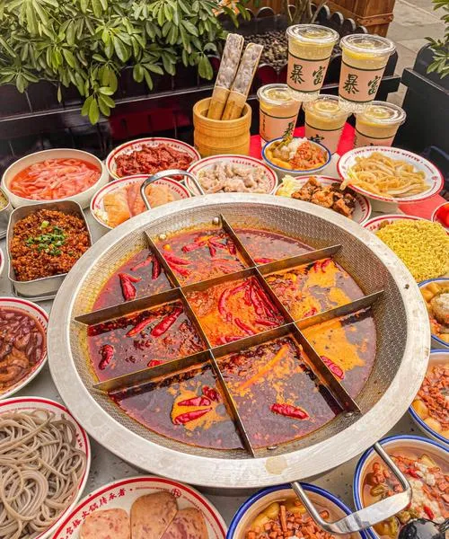 高铁直达!中国最好吃的6座旅游城市,争取一年去一个!!