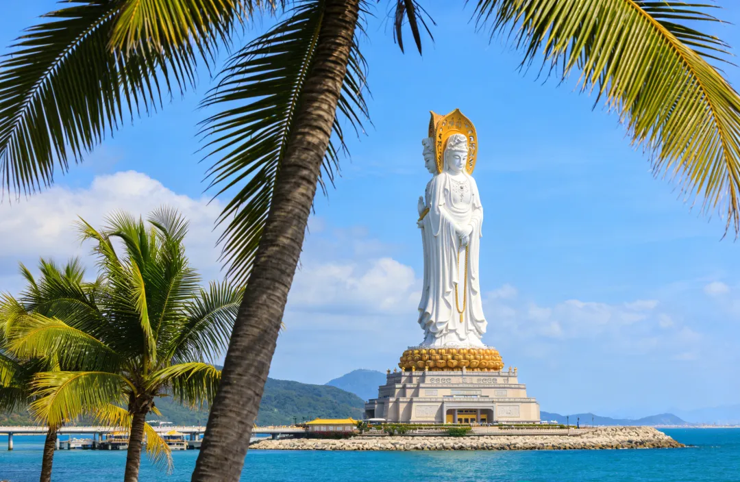 三亚旅游避坑:哪个季节出行便宜?当地跟团报价+火车票价汇总