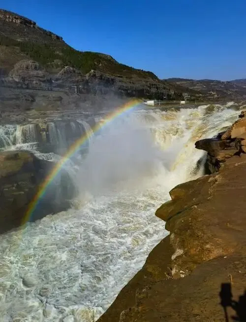 山西壶口瀑布把全国景区的饭碗给砸了