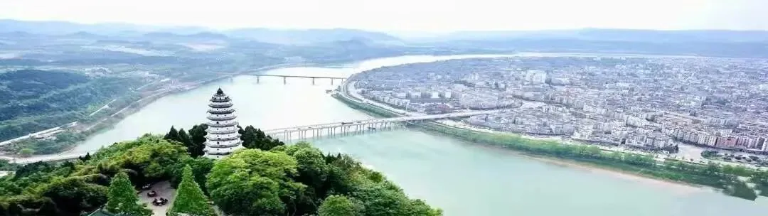 阆中古城景区管理局开展古蜀道徒步游活动