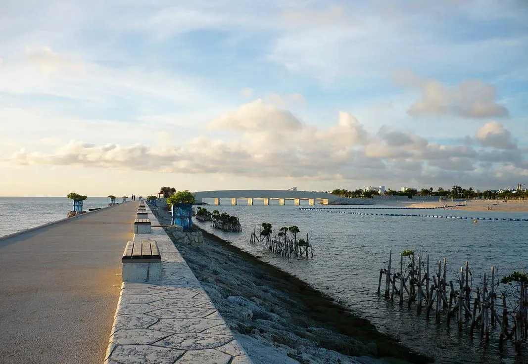 出门就能看海的“旅游荒漠”!
