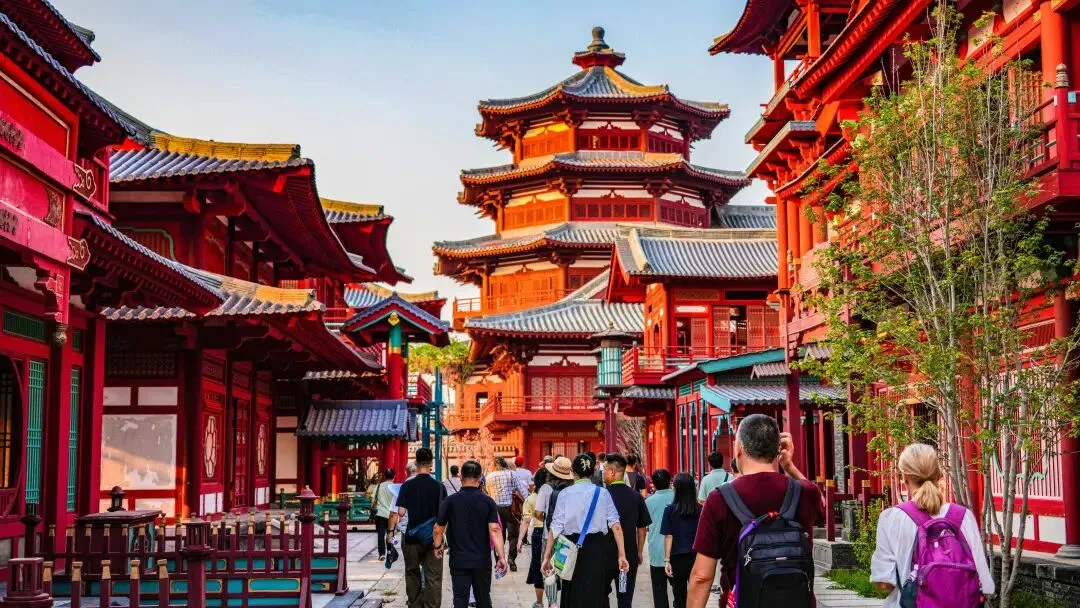 爆款密码:当电影院“消失”,旅游景点就是下一个超级片场