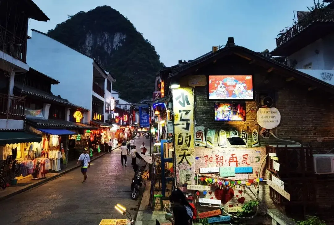 广西桂林阳朔旅游包车服务推荐