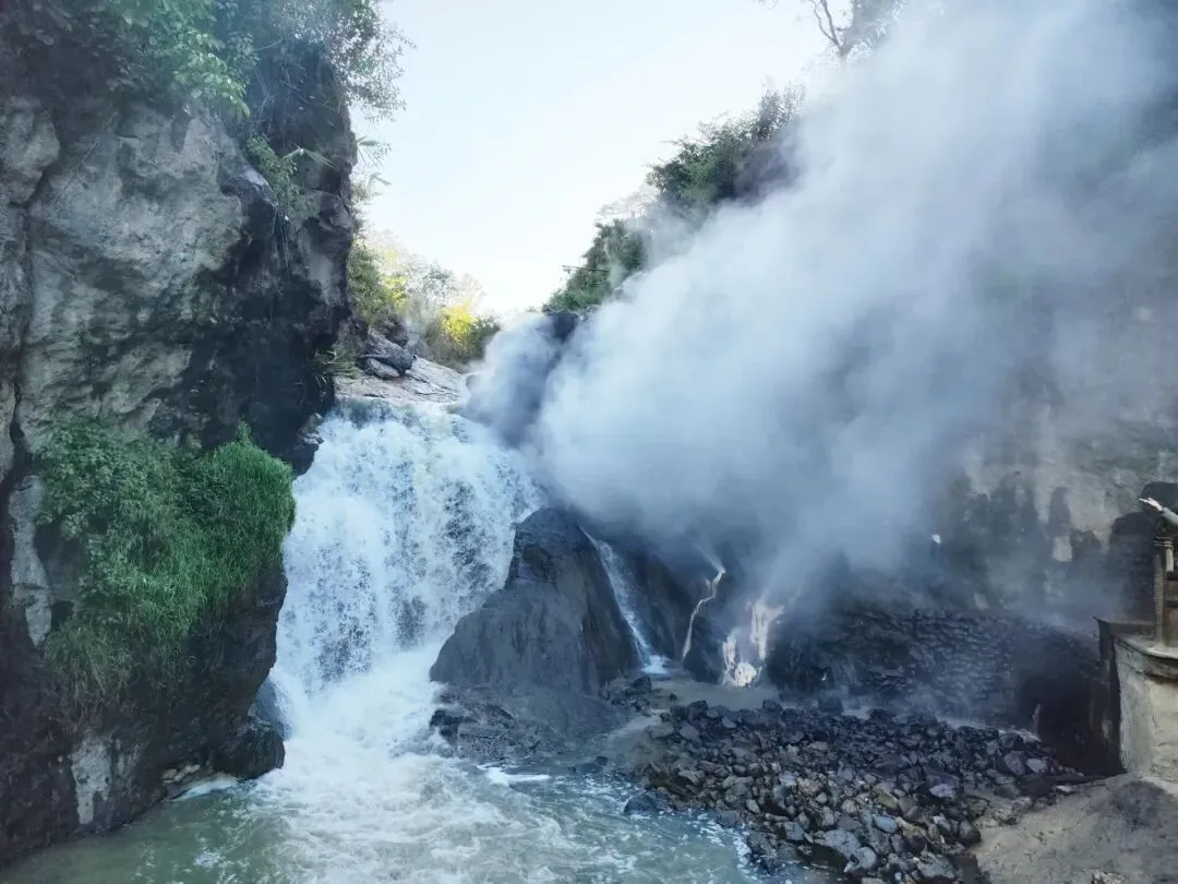 腾冲热海景区