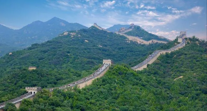 大量俄罗斯人涌入北京,打着旅游的名义,不访故宫不看长城,想干啥?