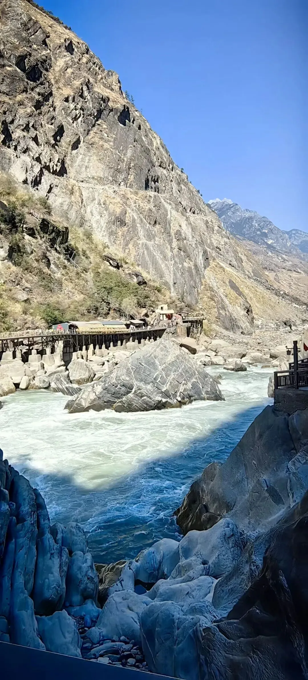 虎跳峡景区有两个,到底选哪个?90%的人犯迷糊了!