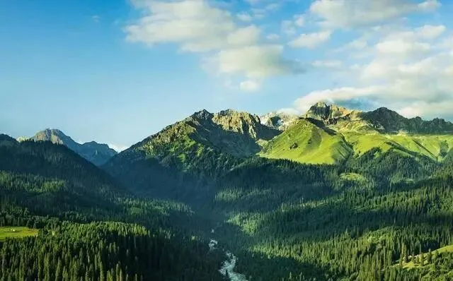 新疆最被低估的9个景点,风景极美还便宜,还不快冲