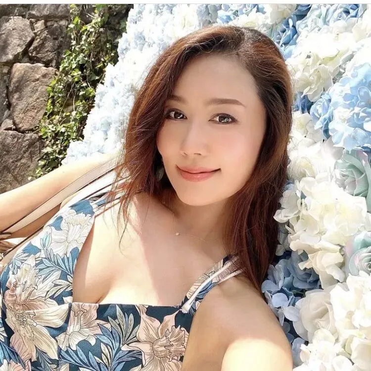 50+单身大龄熟女:同龄姐妹熬日子,我旅游约会,钱才是大龄单身的底牌