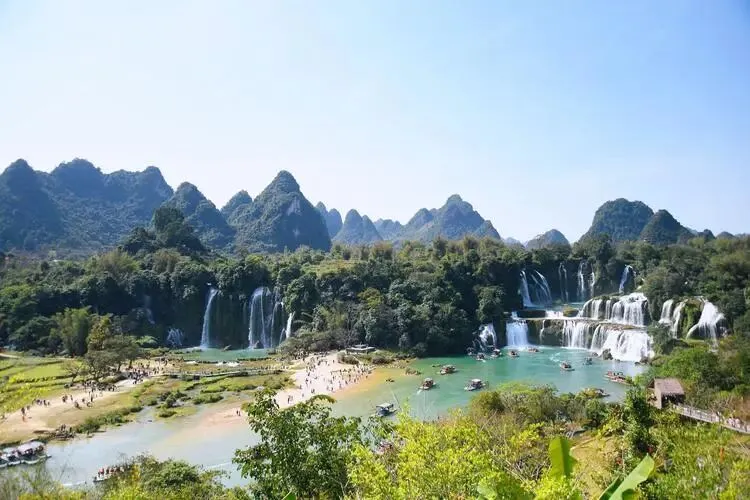 广西德天瀑布把全国景区的饭碗给砸了