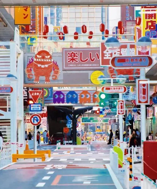 大量日本游客涌入佛山,打着旅游的幌子,不看祖庙,不喝双皮奶,为什么?