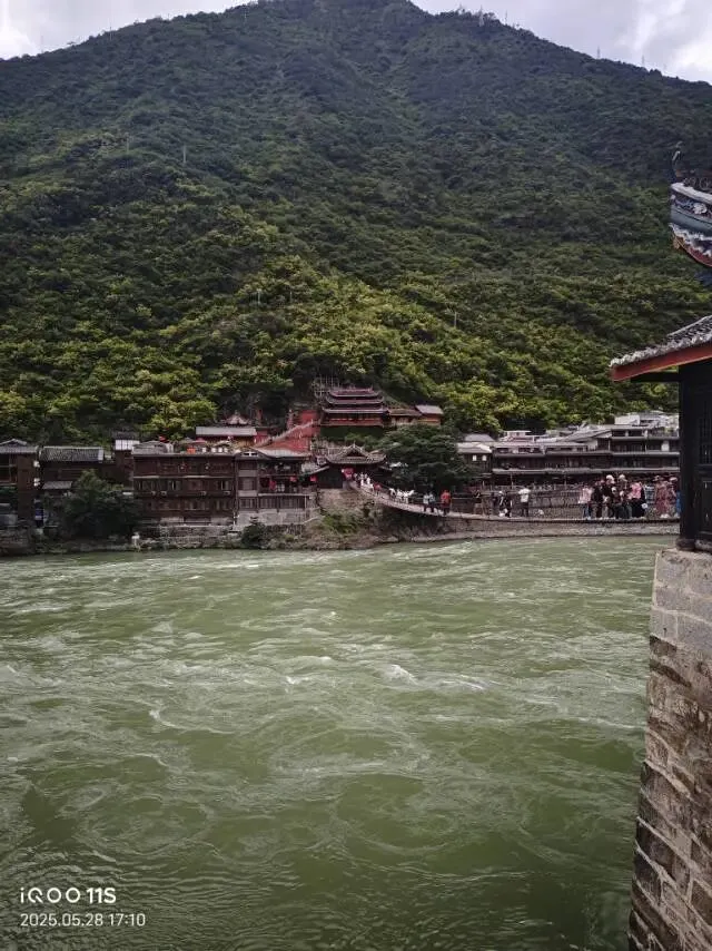 四川甘孜藏族自治州旅游攻略