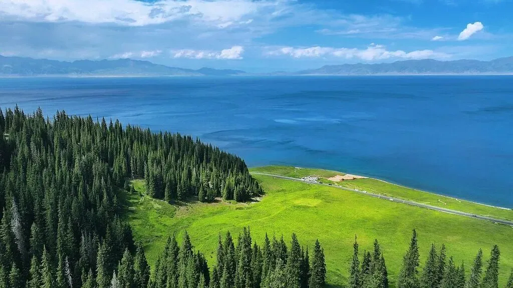 马年开挂!全国景区集体 “免单”,属马、姓马、名字带 “马” 的人赚翻了!