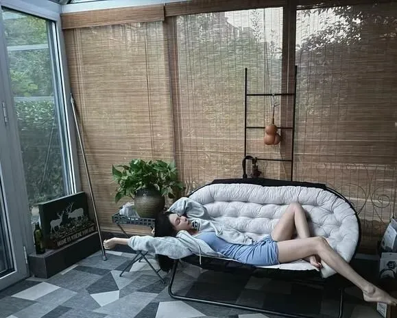 拒绝特种兵!躺平式旅游才是成年人的度假刚需