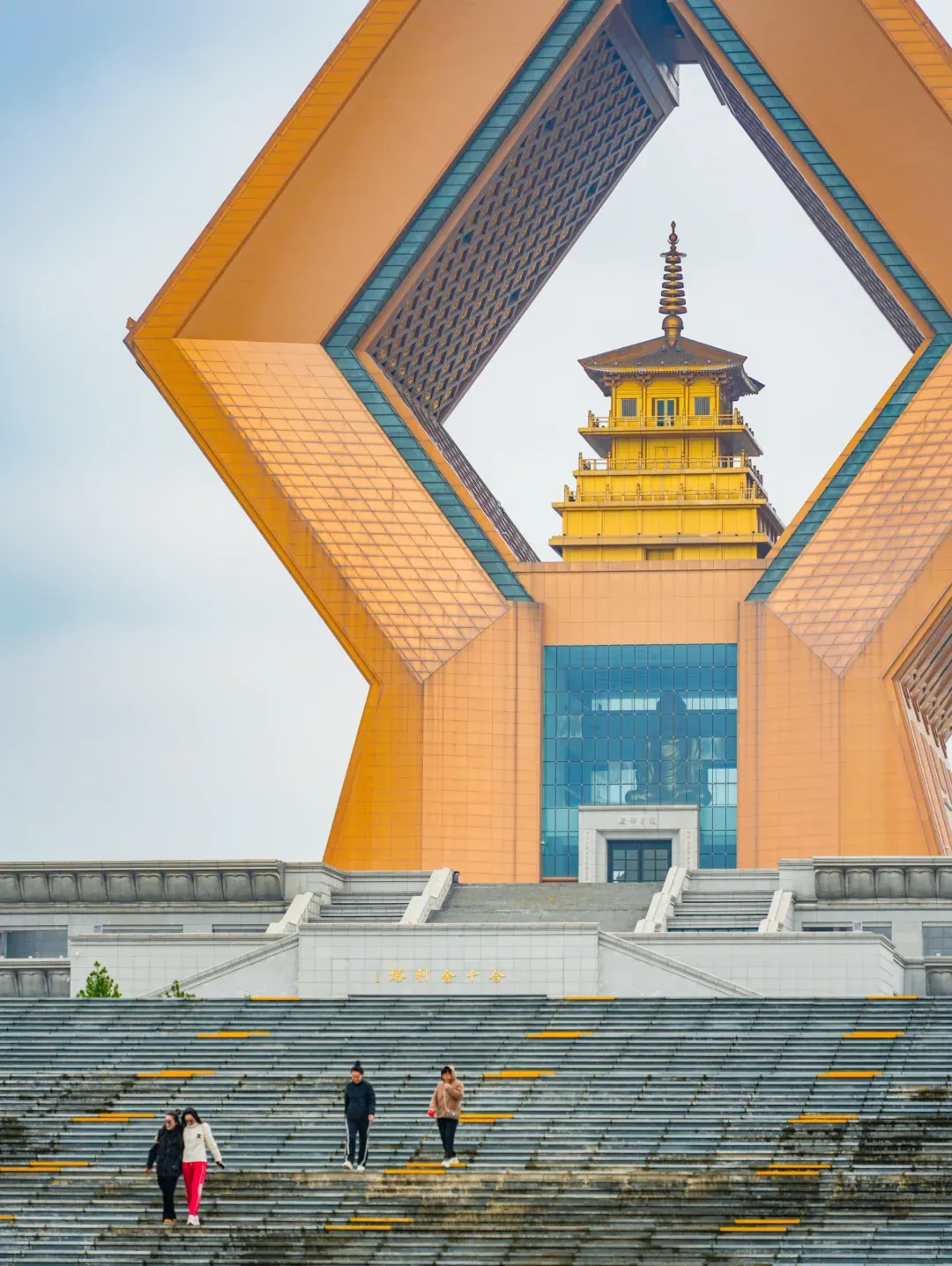 陕西宝鸡狂喜!法门寺景区免费了!以前收费120元,如今敞开玩