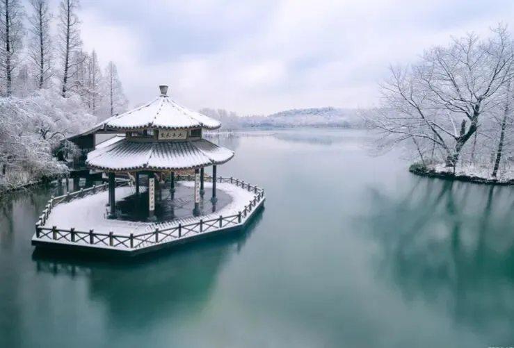 【断桥残雪景点介绍】