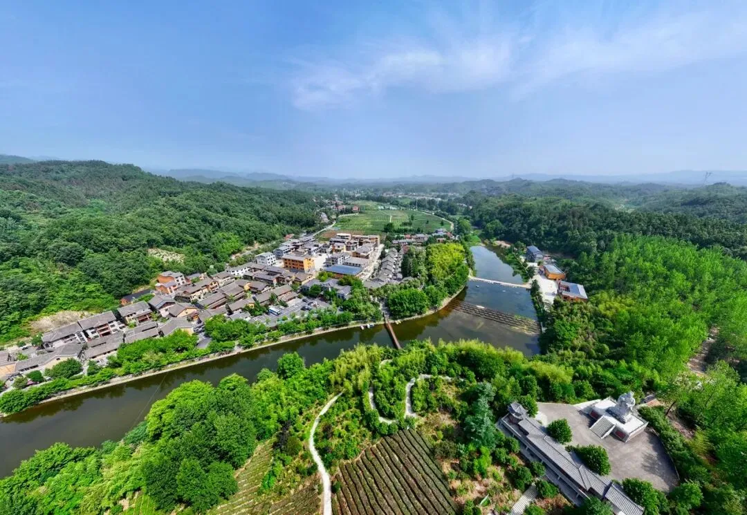 春节去哪玩?堰河乡村旅游区邀您共度喜庆新年!