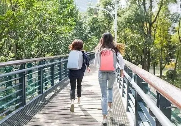 出门旅游,必须带的东西,否则吃亏的是自己!