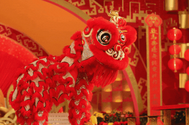 定了!肇庆这个景区门票免费送!“爆龙灯+龙狮汇演+川剧变脸+西游记情景剧+比武招亲+村武擂台赛+功夫熊猫”精彩节目轮番上演,好玩到爆!