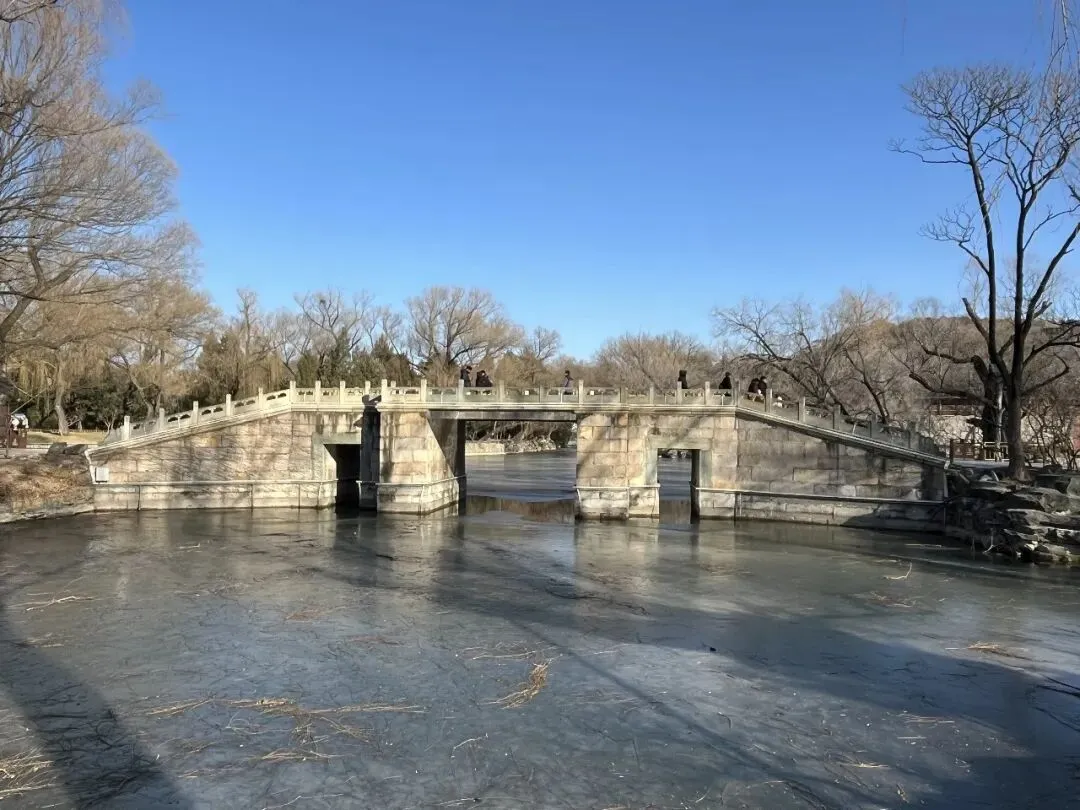 漫步北京|颐和园的昆明湖景区