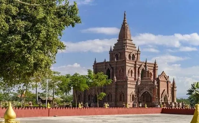 中国9个宝藏边境小城,每一个都是反向旅游的好去处