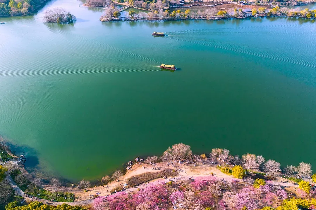春节不涨价!住一城C位秘境,景点环绕近地铁!游湖探梅/玩转超人气度假天堂!