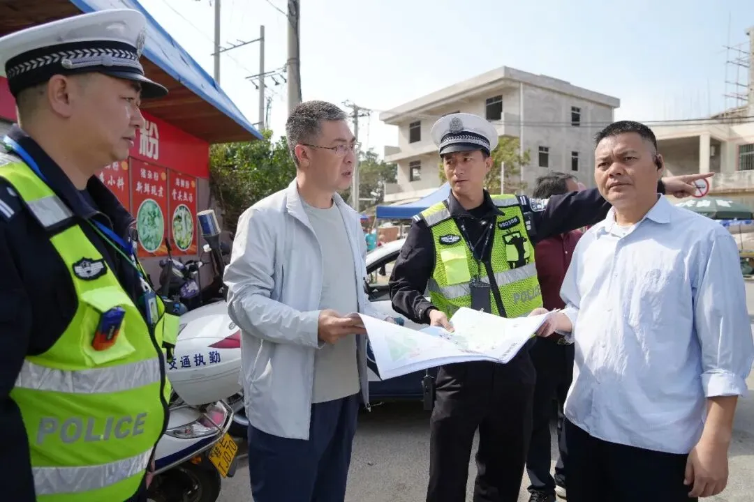 郭彦江检查督导春节假期旅游市场工作