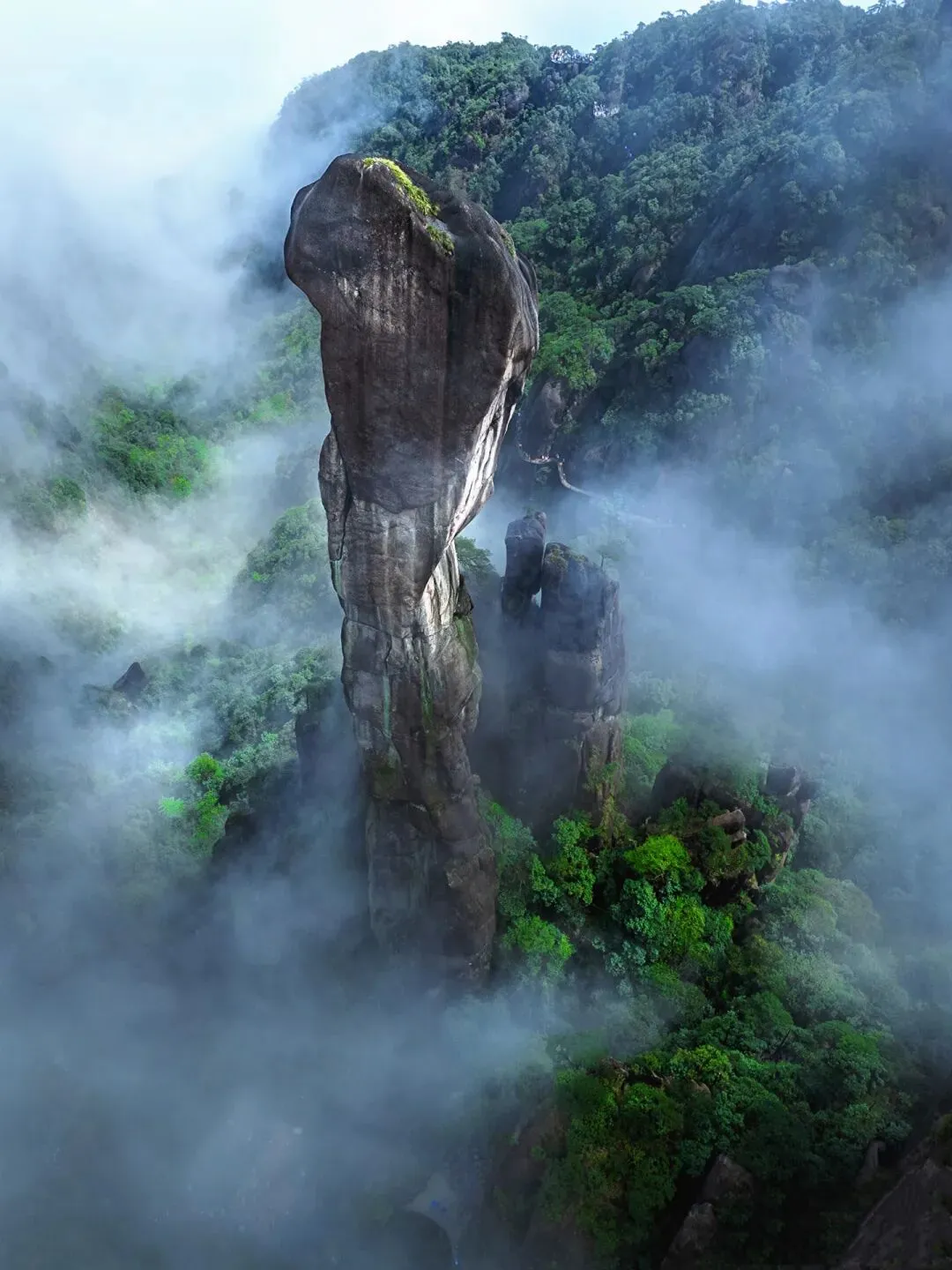 江西上饶必去的五大景点,去过3个就不简单(附景点、美食、住宿、交通攻略)